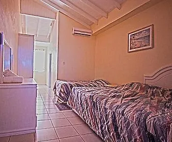 Four Springs Inn Rodney Bay 2*,  Saint Lucia