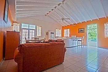 Four Springs Inn Rodney Bay